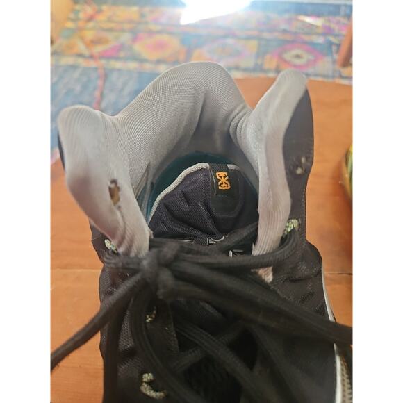 Nike LeBron 11 “Everglades” Size 11 Black And Multi-colored Good Used Condition - Picture 16 of 16